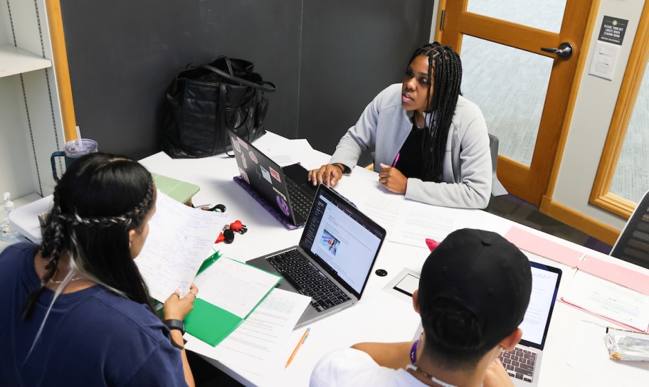 Master of Computer Science graduate program students